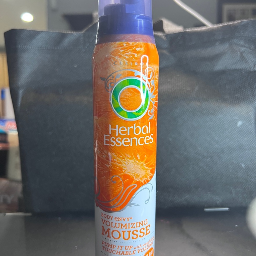 Herbal Essences Body Envy Volumizing Mousse 4 Max - Orange